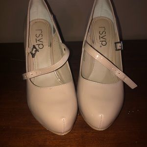 Nude closed toe heels with one strap!